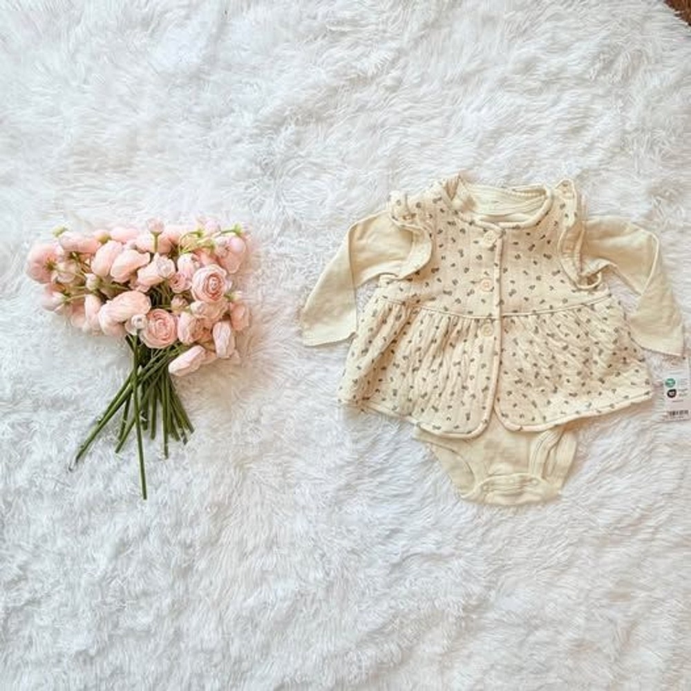 Floral Baby Outfit Set 9M NWT Cardigan Bodysuit Carter's